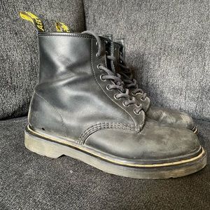 Men’s Dr. Marten Boots